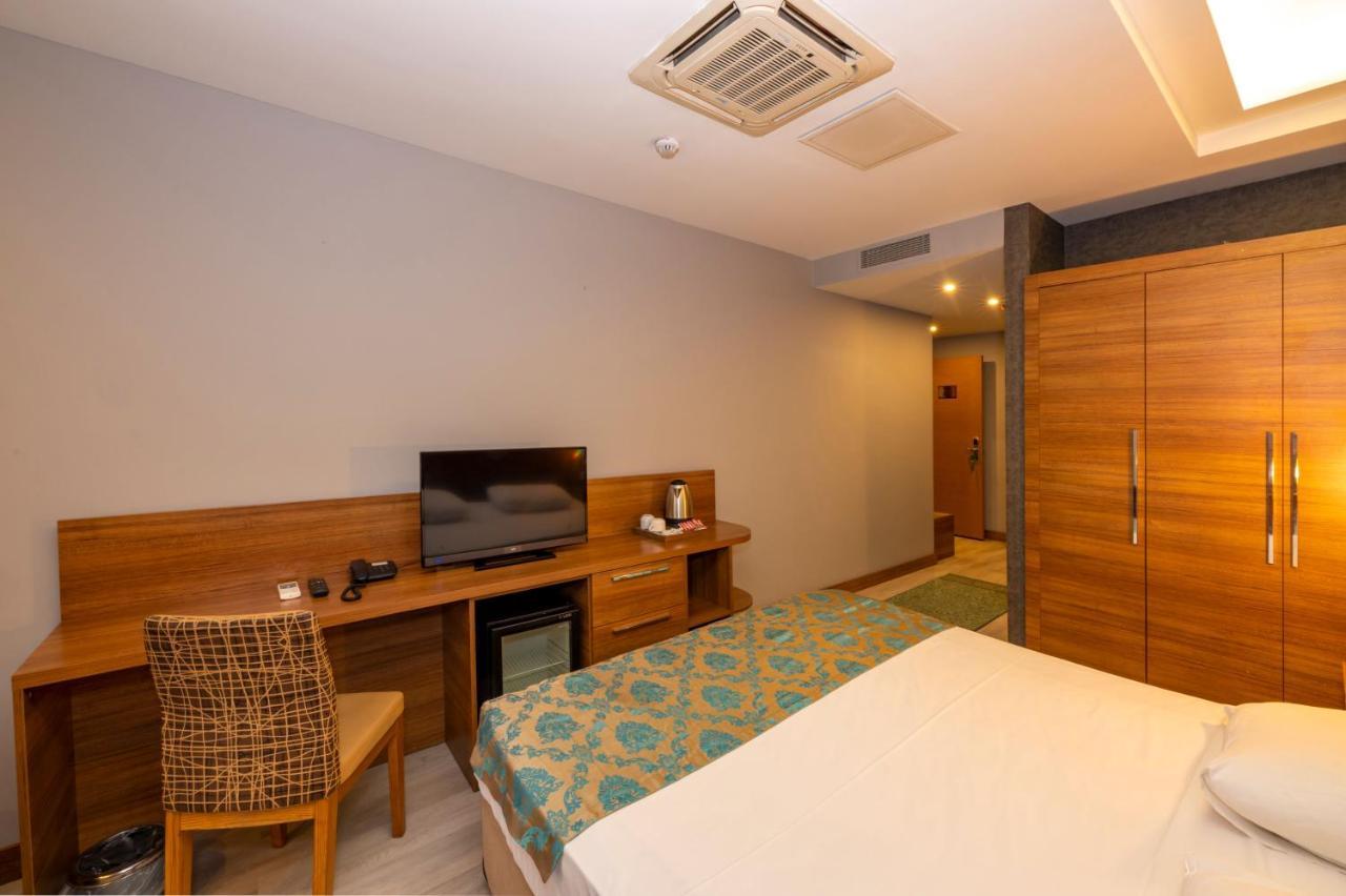Grand Palace Hotel Isztambul Kültér fotó