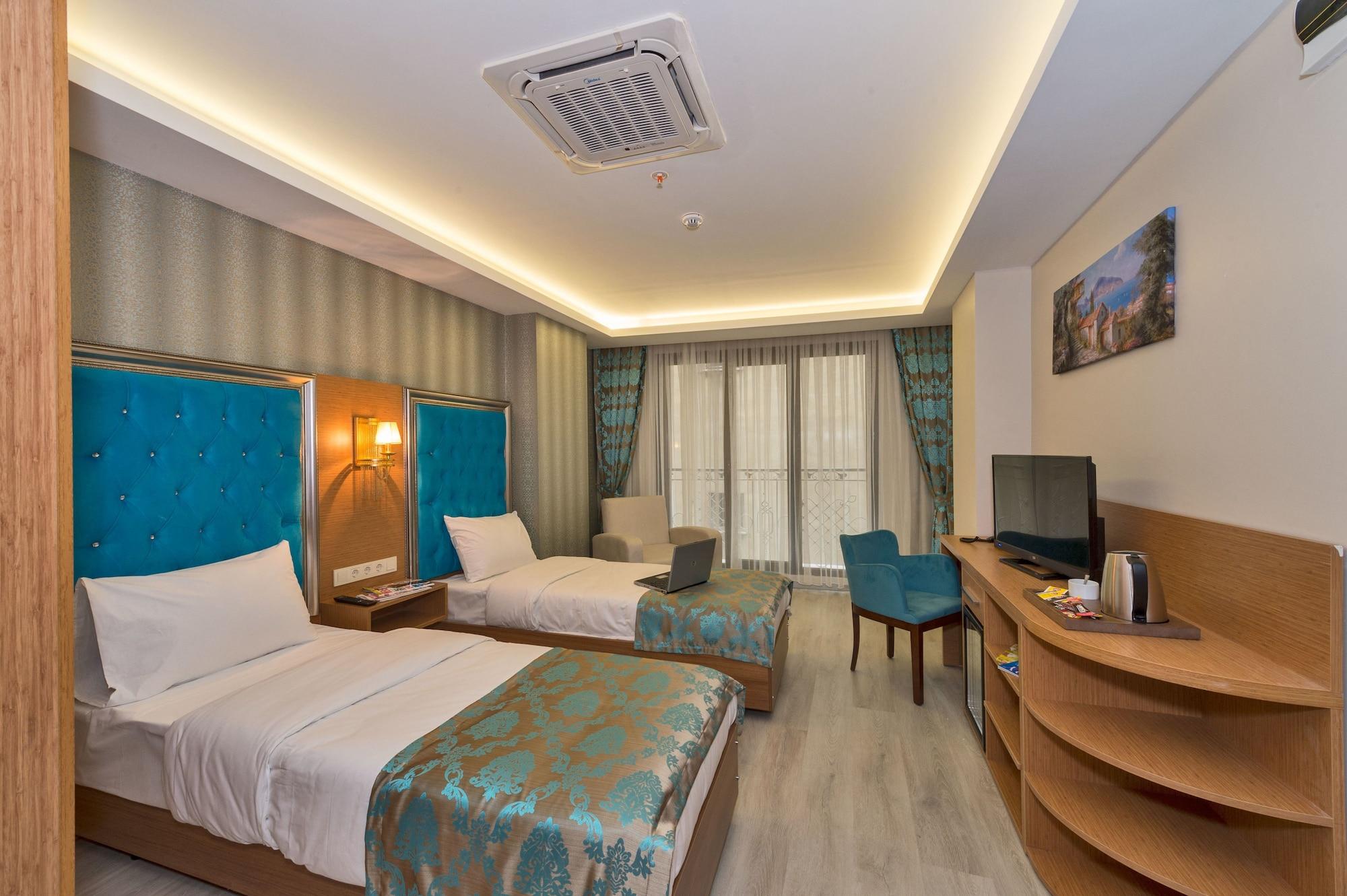 Grand Palace Hotel Isztambul Kültér fotó