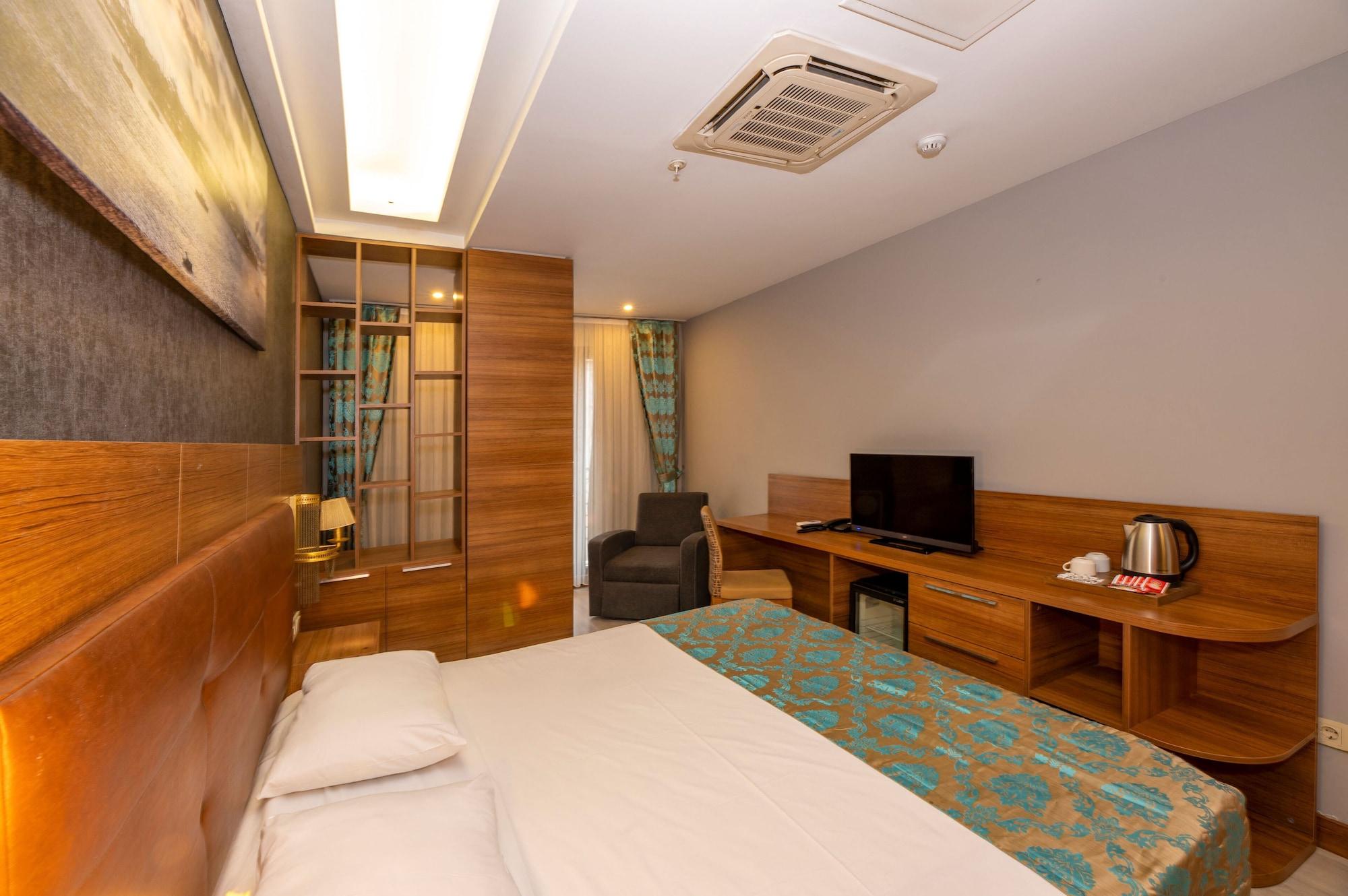 Grand Palace Hotel Isztambul Kültér fotó